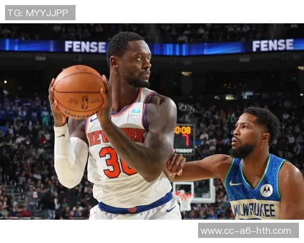 兰德尔表现低迷全场仅得15分下半场手感冰凉加时赛无所作为 兰德尔表现低迷全场仅得15分下半场手感冰凉加时赛无所作为