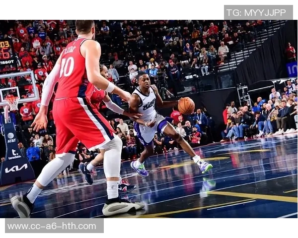 福克斯表现出色14投7中三分命中率高达50但末节发力未能逆转比赛